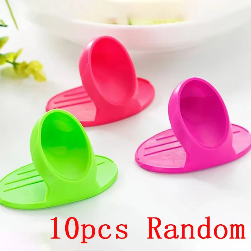 Versatile Silicone Insulated Finger Covers for Cooking