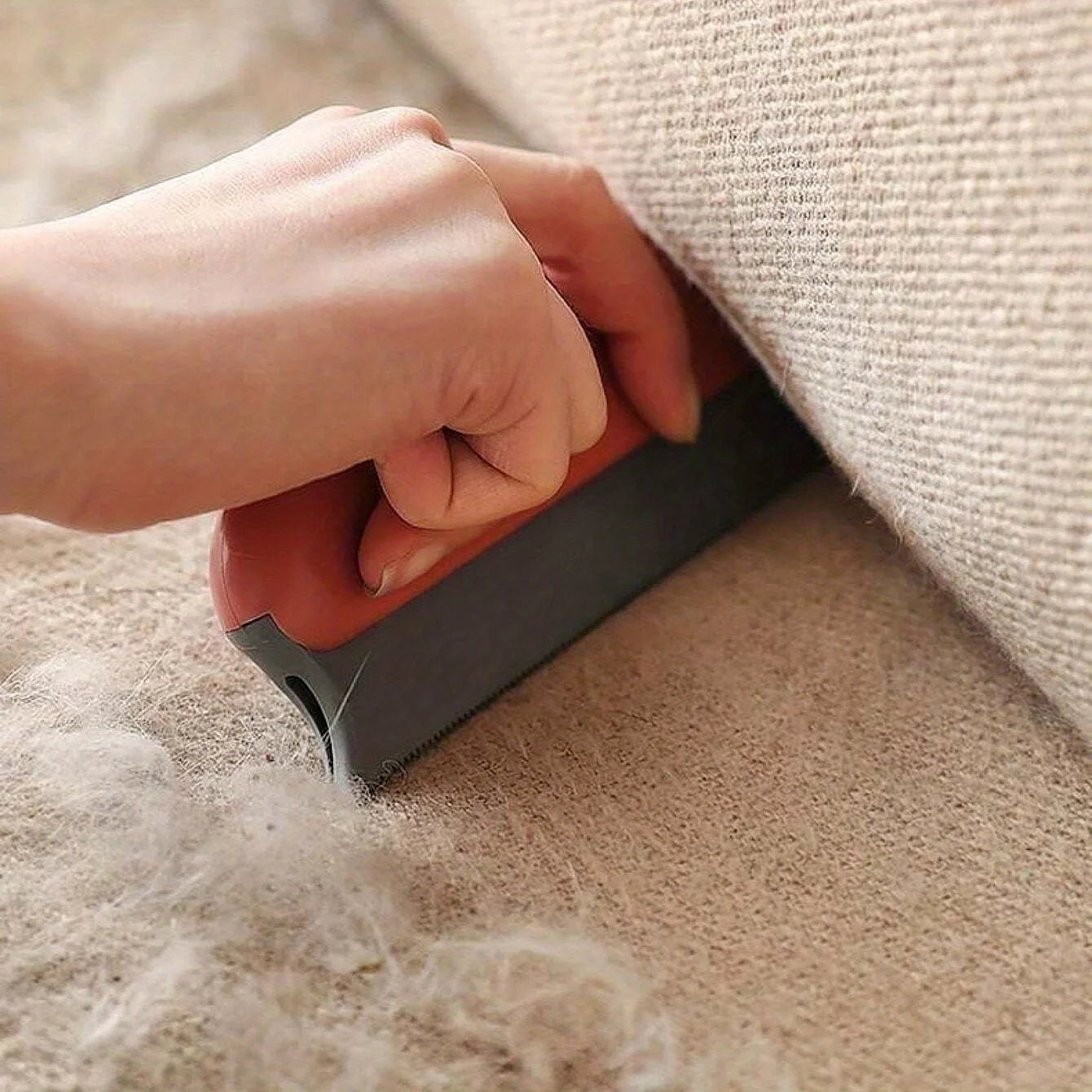 Versatile Pet Hair Removal Tool for Cats and Dogs