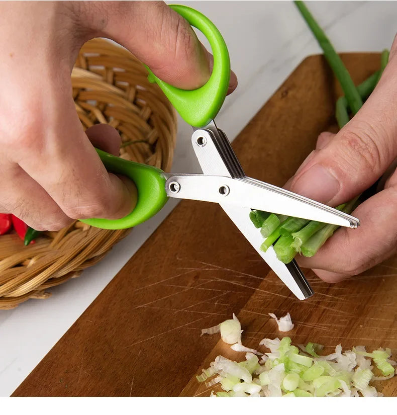 Versatile Kitchen Scissors for Effortless Chopping